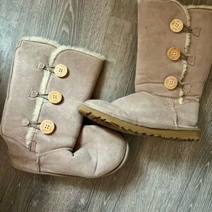 UGG Baily Button Triplet 11 Beige Tall Boots Shearling Suede - Size 10